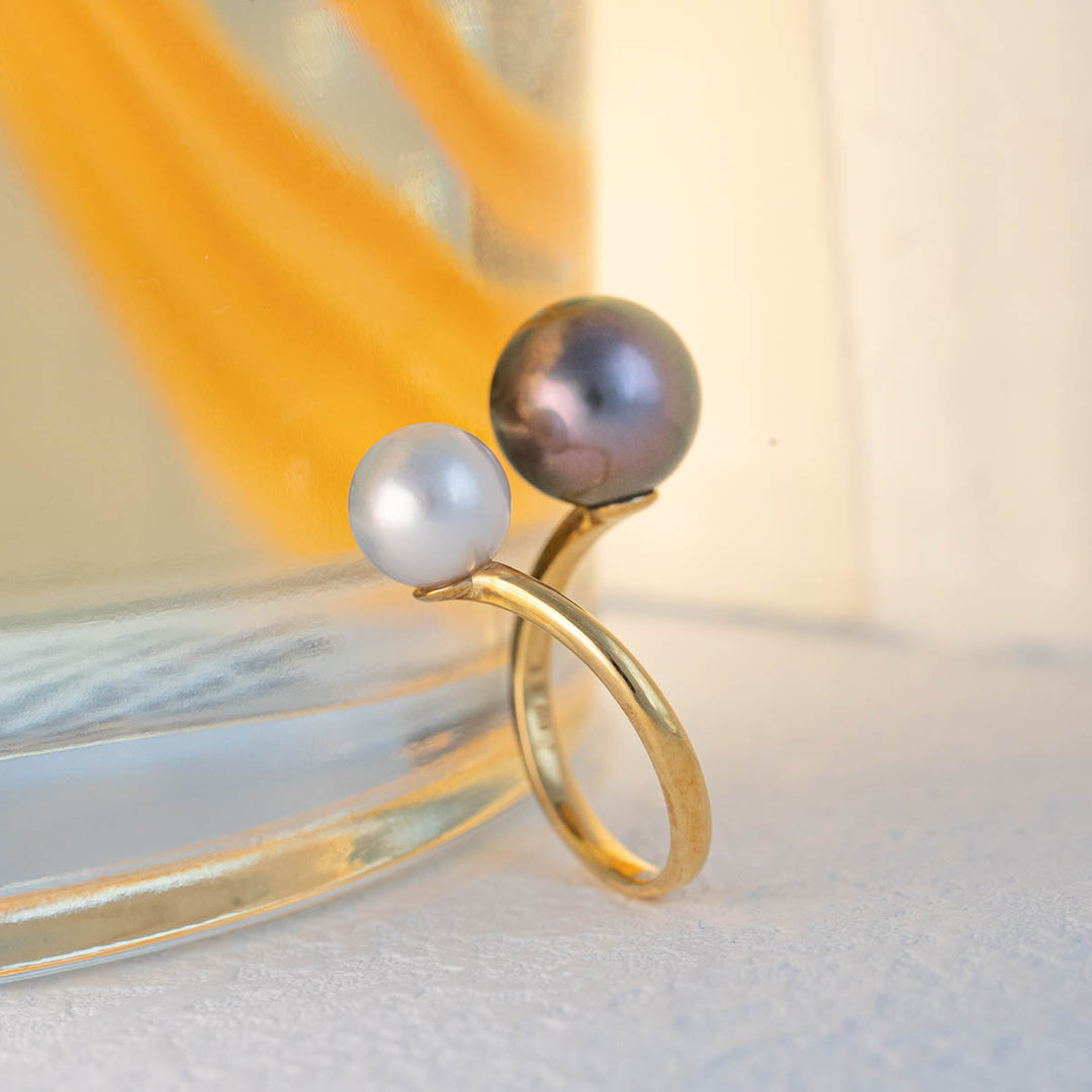 Natural Tahitian Black Pearl 10.4mm and Akoya 7.8mm Ring, 18K