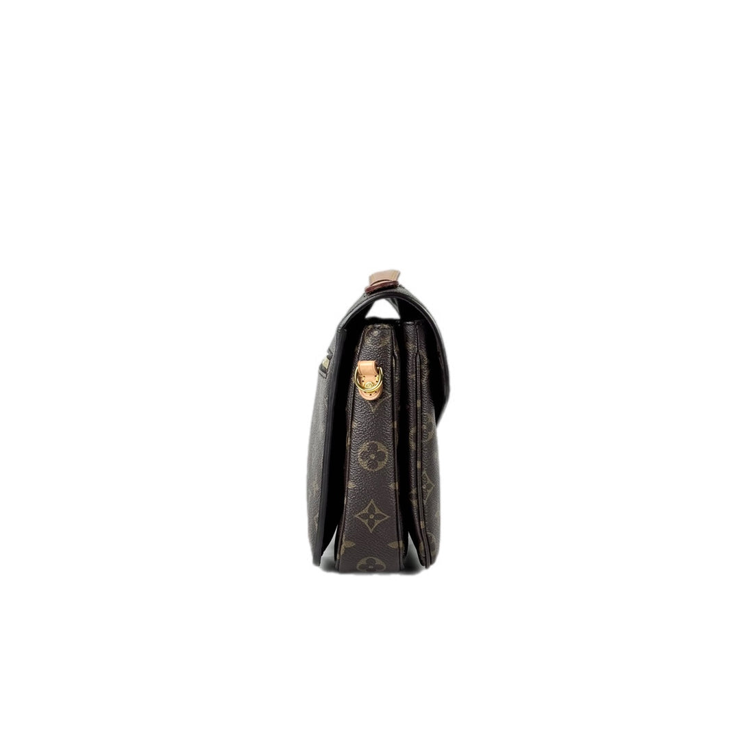 Louis Vuitton Pochette Métis Bag