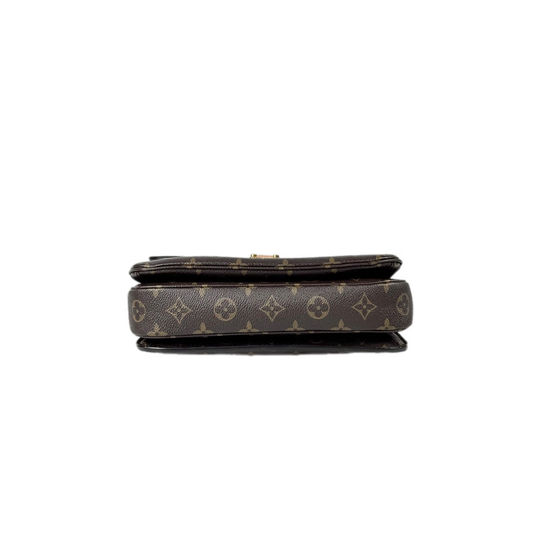 Louis Vuitton Pochette Métis Bag