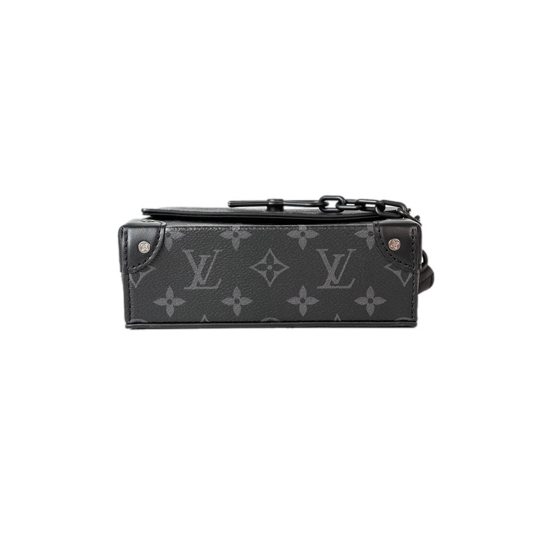 Louis Vuitton Black Steamer Wearable Wallet Bag
