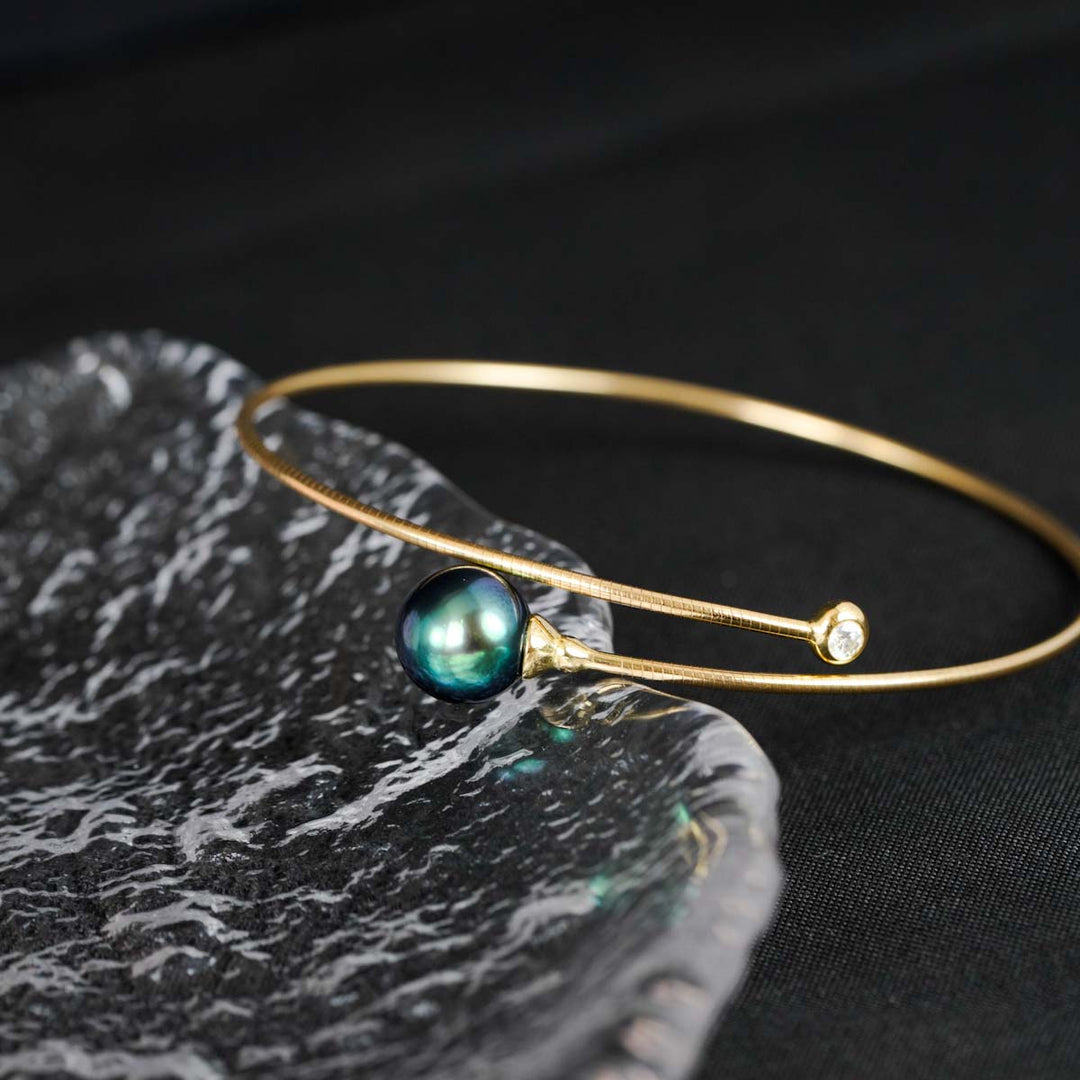 Natural Tahiti Black Pearl Diamond Bracelet 9.3mm, 18K Gold