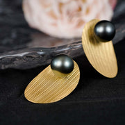 Natural Tahiti Black Pearl Stud Earrings 10.8+10.9mm 18K Gold