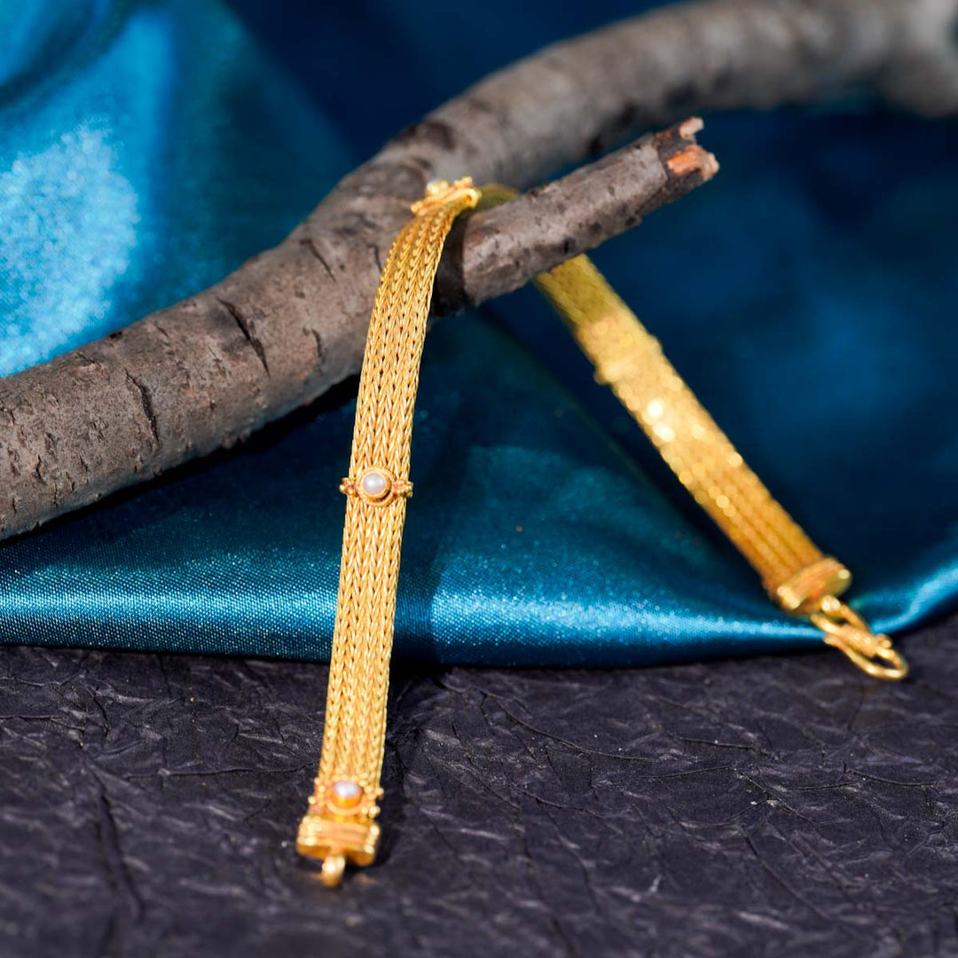 18k Solid Yellow Gold Bracelet With Pearl 12.8g