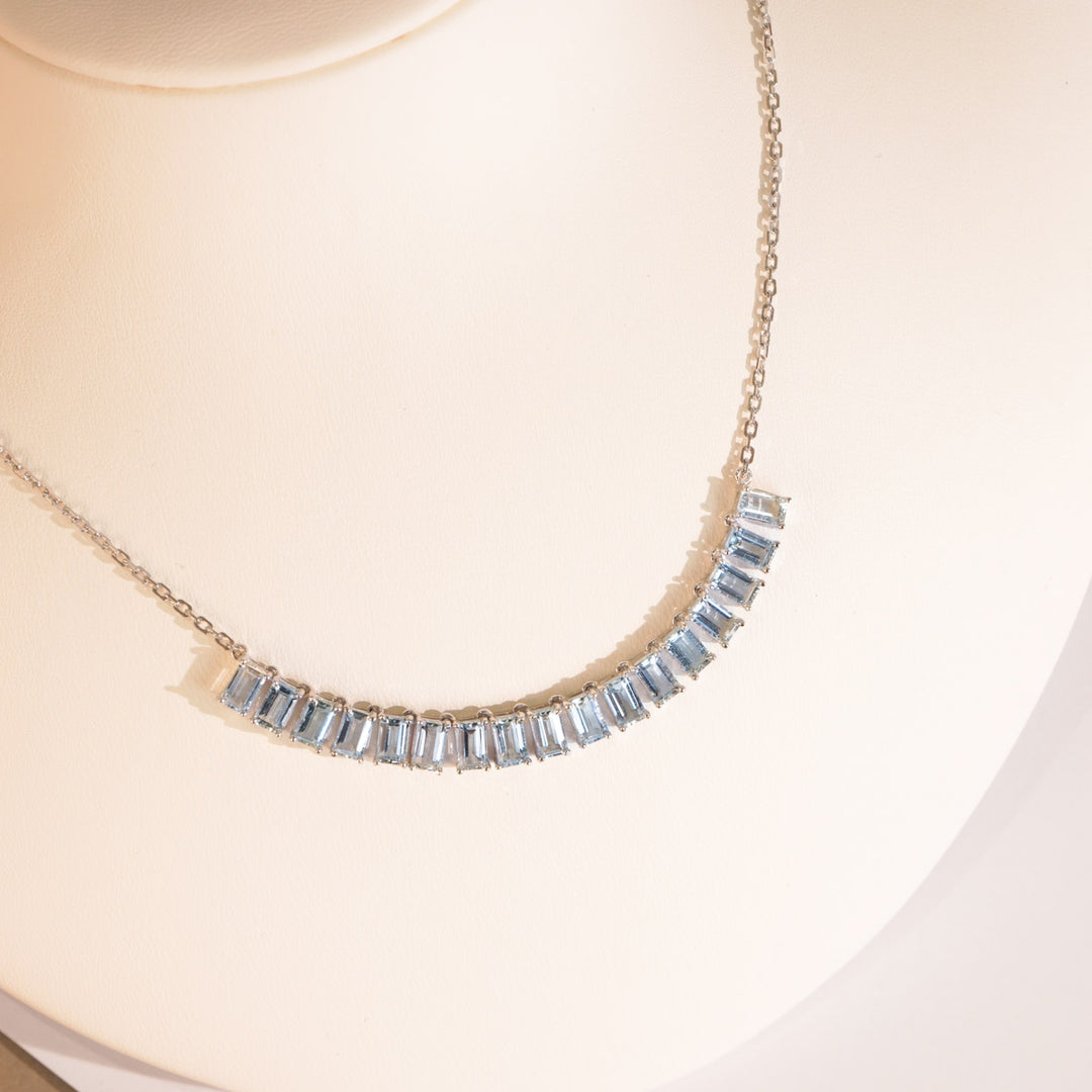 Natural Aquamarine Stone Necklace 6.3ct 18k Gold