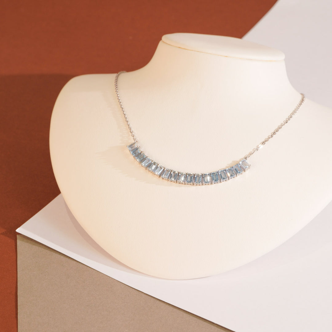 Natural Aquamarine Stone Necklace 6.3ct 18k Gold