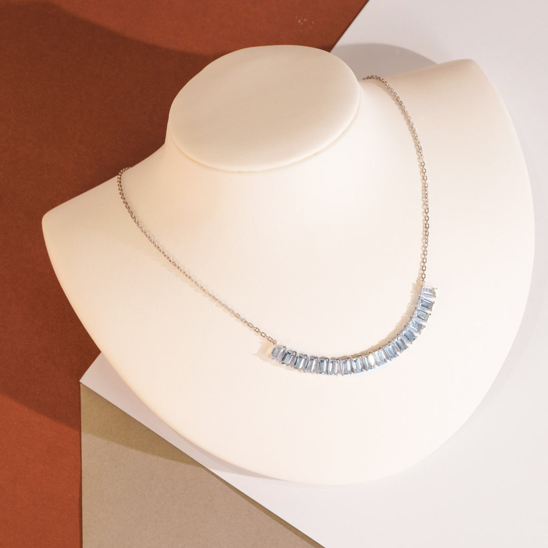 Natural Aquamarine Stone Necklace 6.3ct 18k Gold