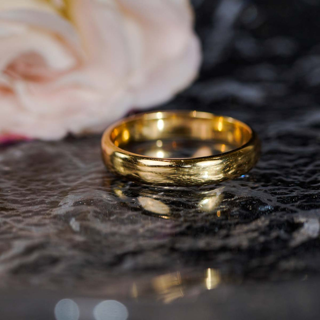 18K Solid Yellow Gold Ring 4.69g