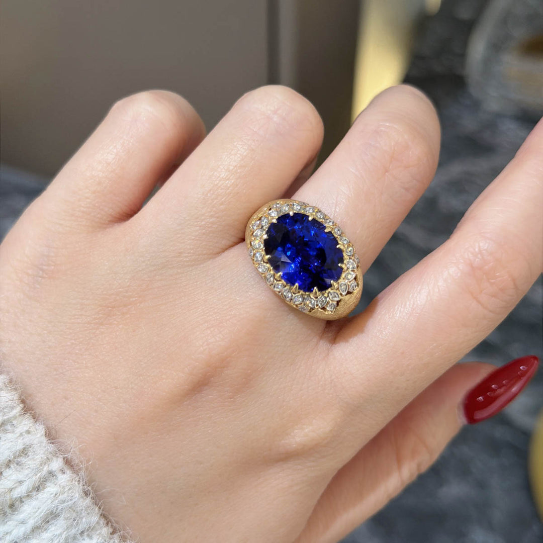 Natural Royal Blue Tanzanite Stone Ring 7.6ct, Diamond 0.188ct 18K Gold