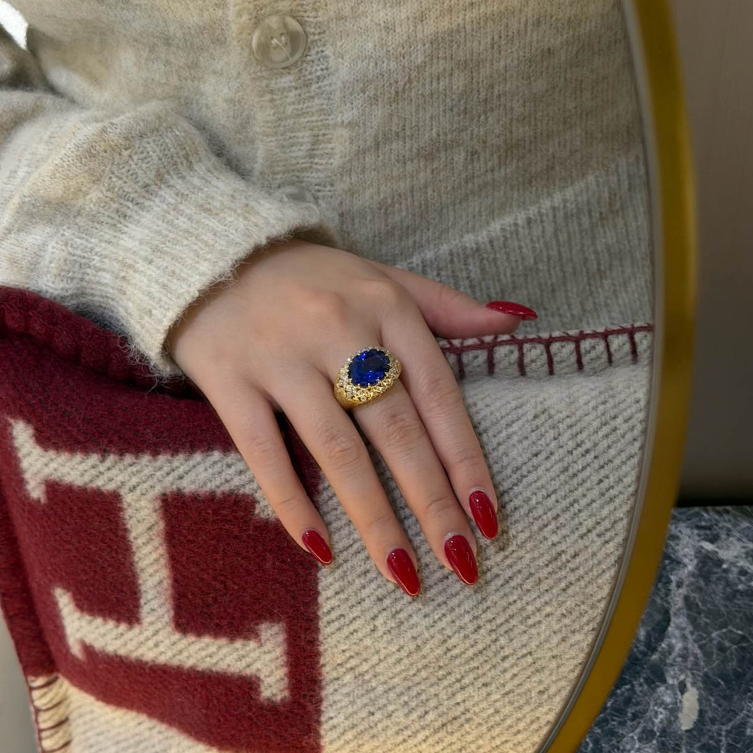 Natural Royal Blue Tanzanite Stone Ring 7.6ct, Diamond 0.188ct 18K Gold