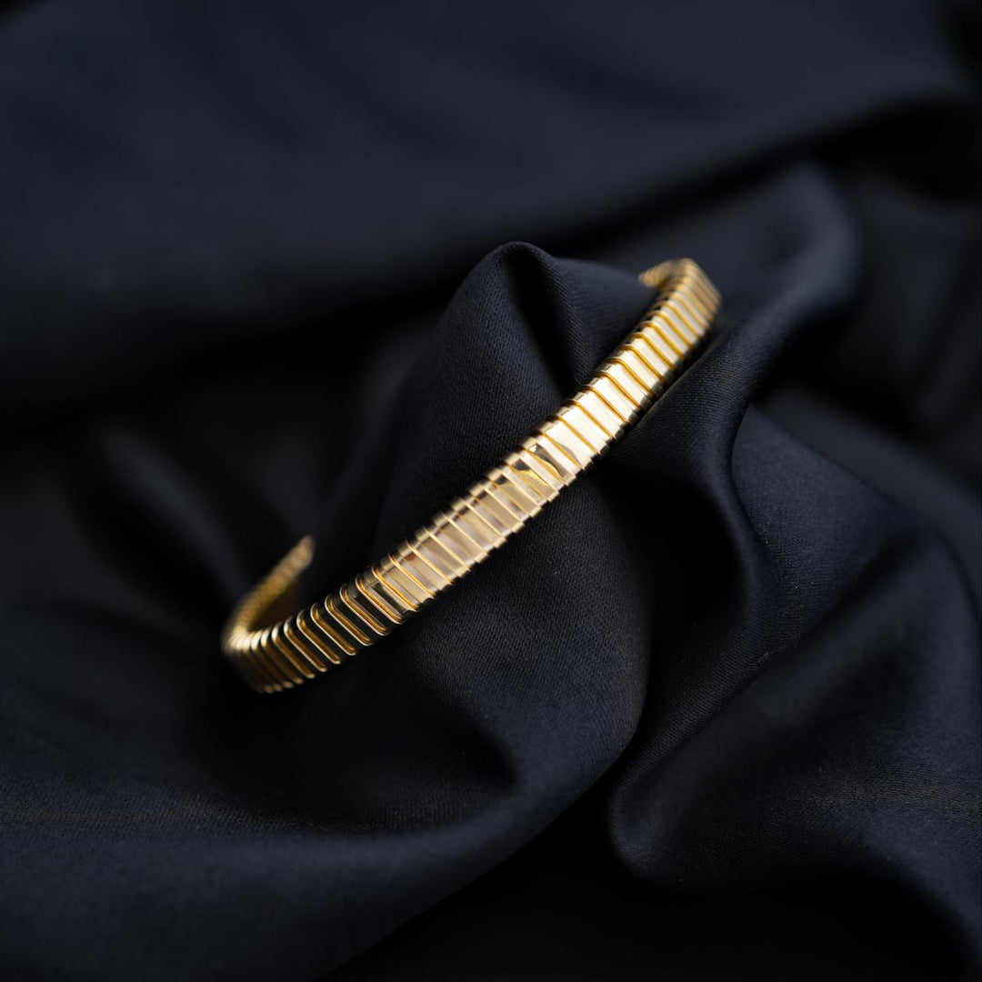18K Solid Yellow Gold Stripe Bracelet, 6mm 11.85g