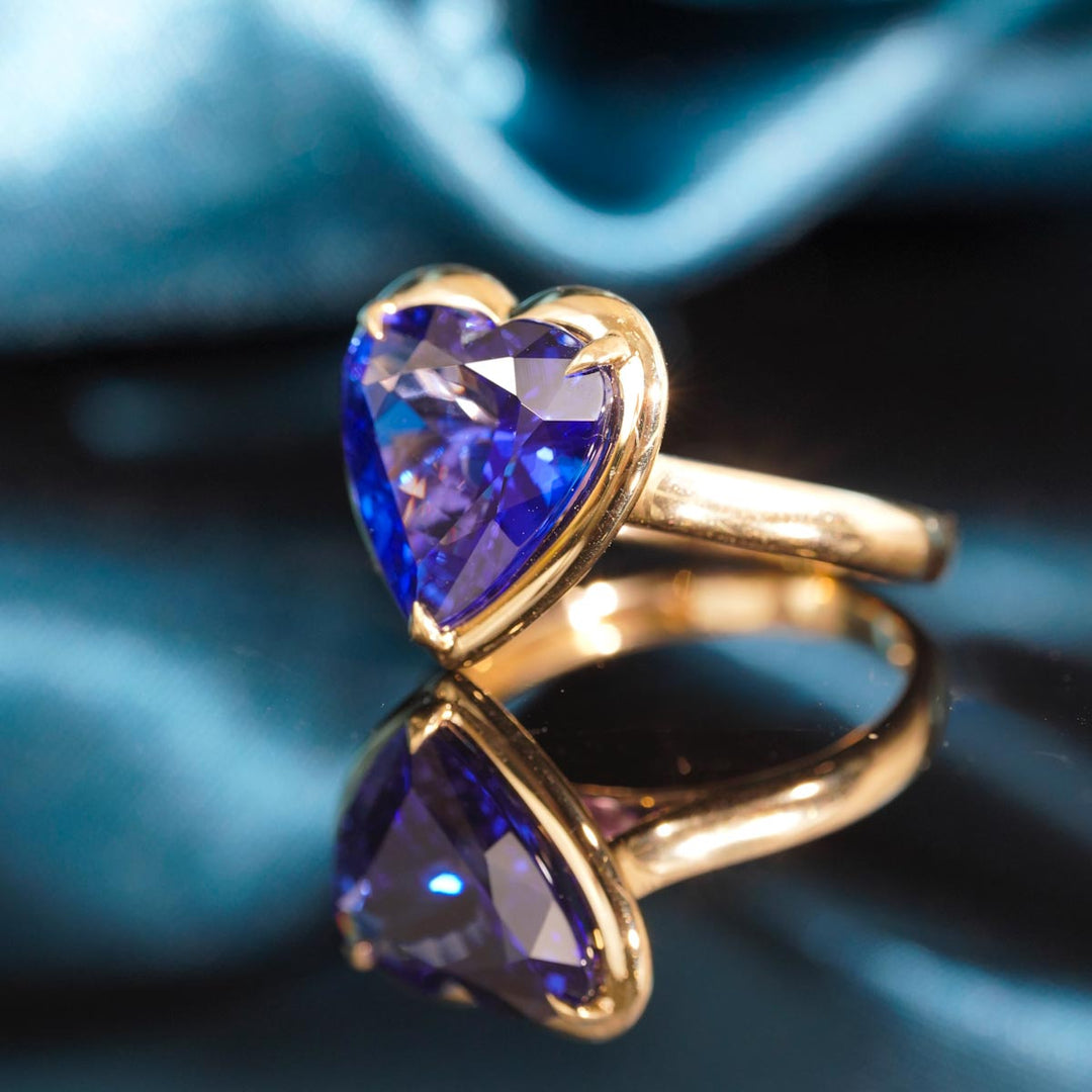 Natural Royal Blue Color Tanzanite Stone Ring 5.63ct, Diamond 0.24ct 18K Gold