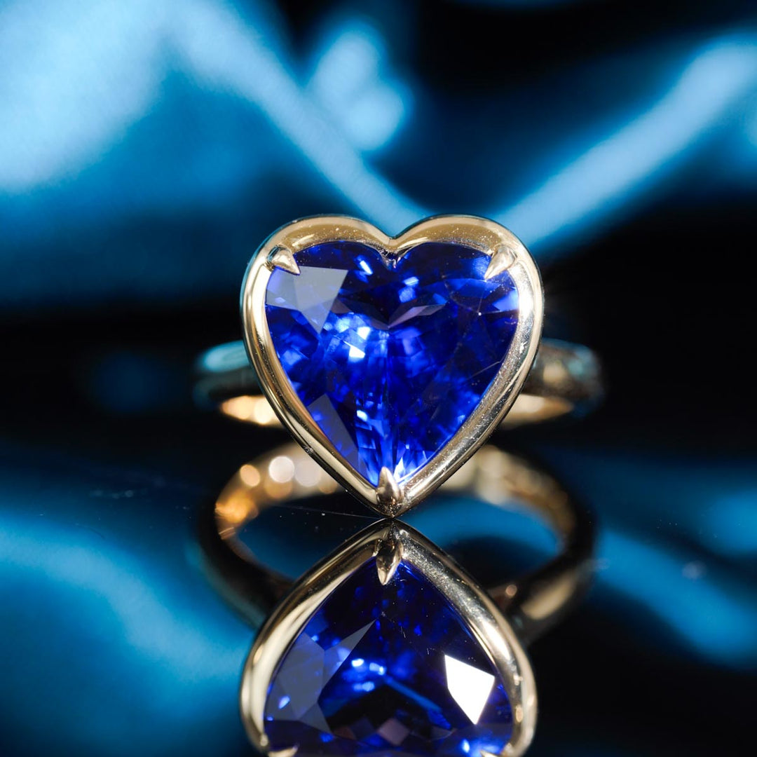 Natural Royal Blue Color Tanzanite Stone Ring 5.63ct, Diamond 0.24ct 18K Gold