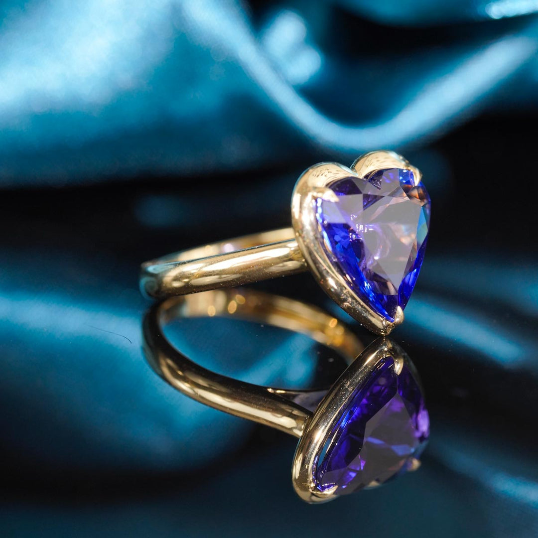 Natural Royal Blue Color Tanzanite Stone Ring 5.63ct, Diamond 0.24ct 18K Gold