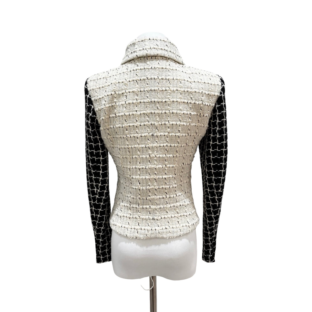 Chanel 17A Tweed Ivory and Black Jacket #34