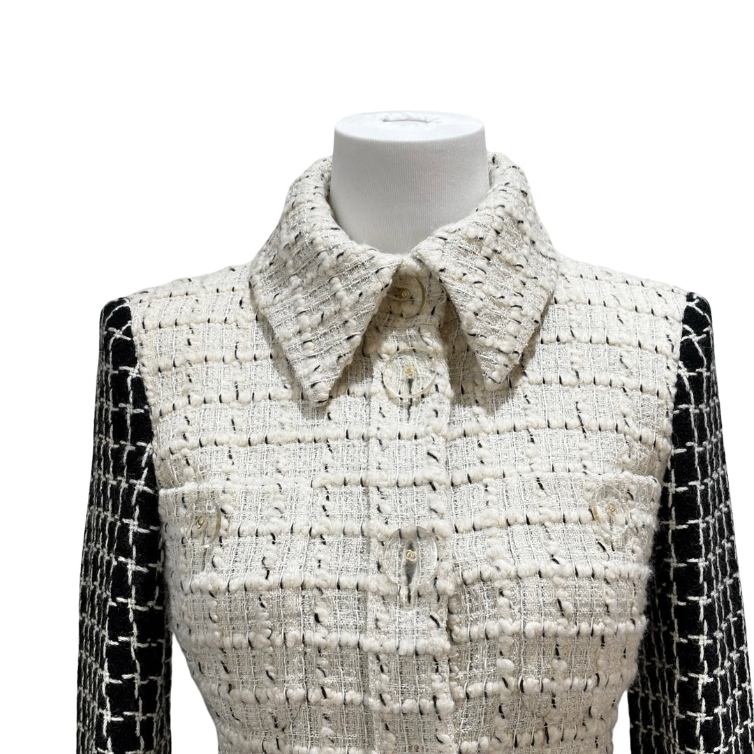 Chanel 17A Tweed Ivory and Black Jacket #34