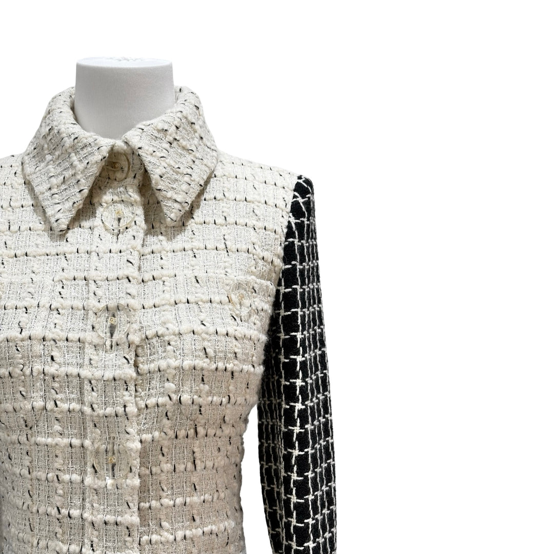 Chanel 17A Tweed Ivory and Black Jacket #34