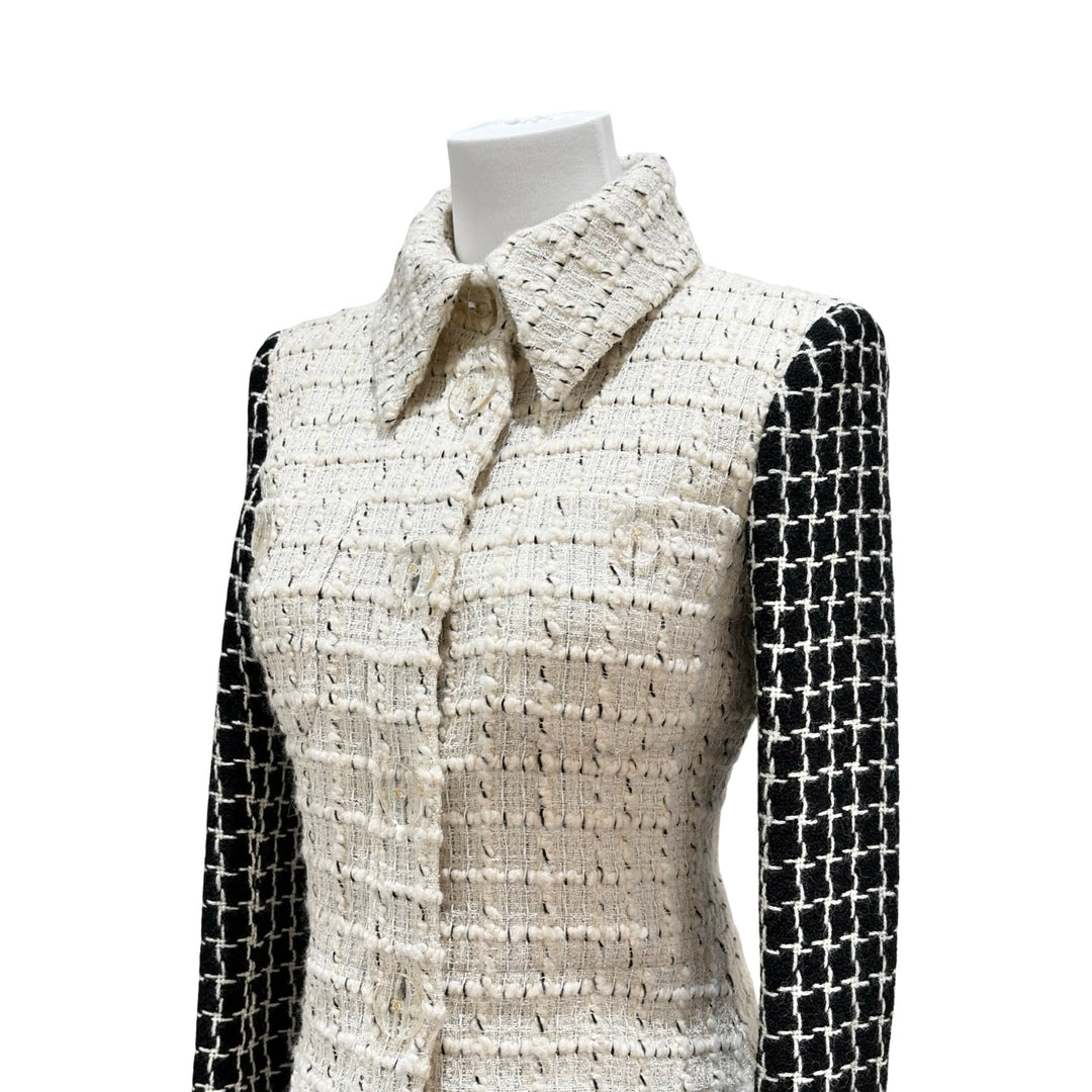 Chanel 17A Tweed Ivory and Black Jacket #34
