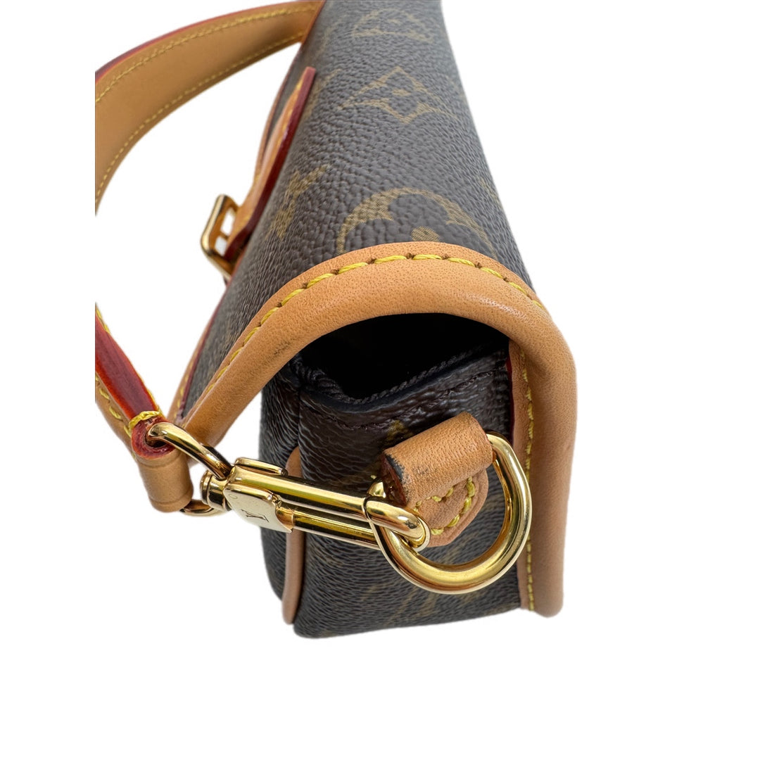 Louis Vuitton Diane Nano Bag