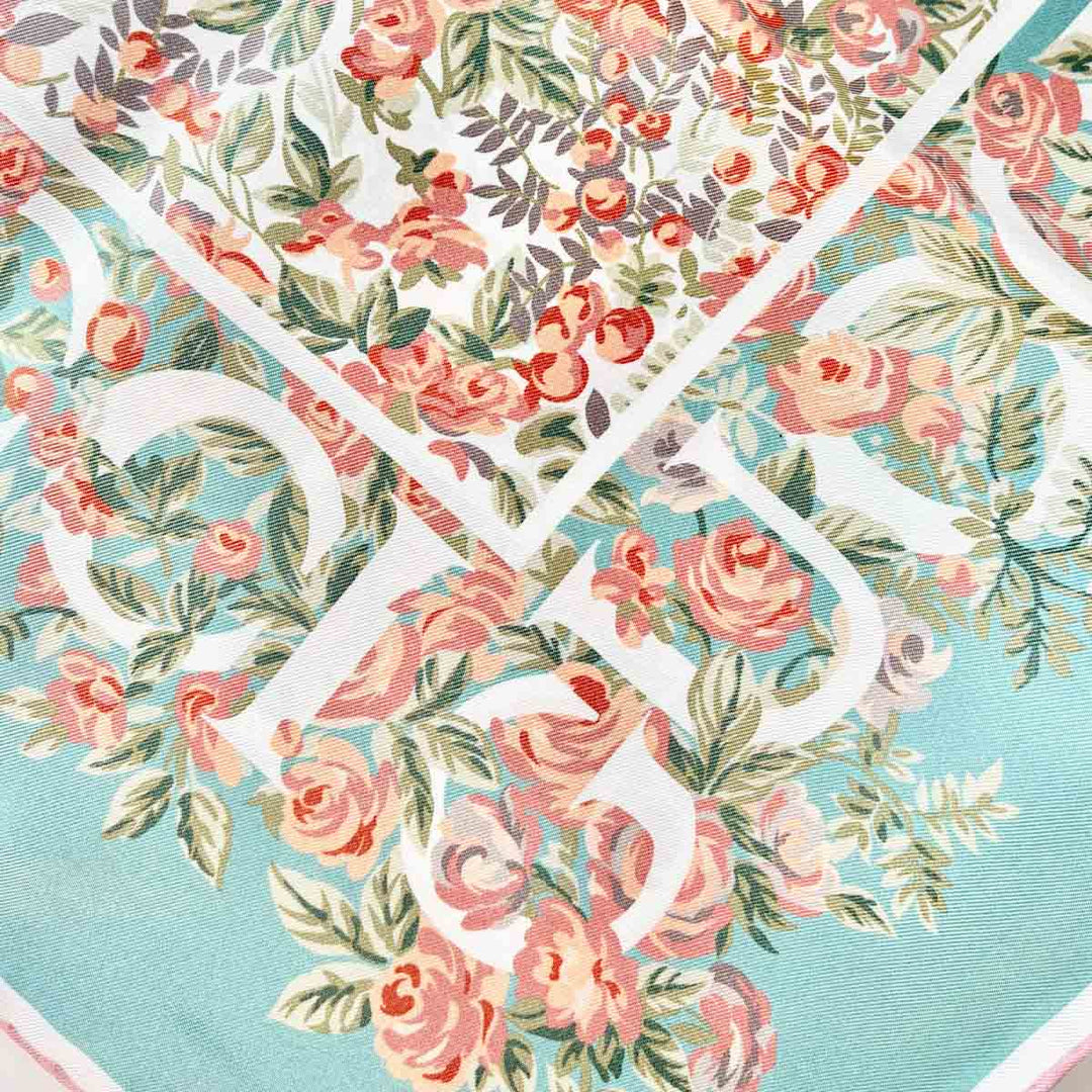 Gucci New Silk 90cm Scarf