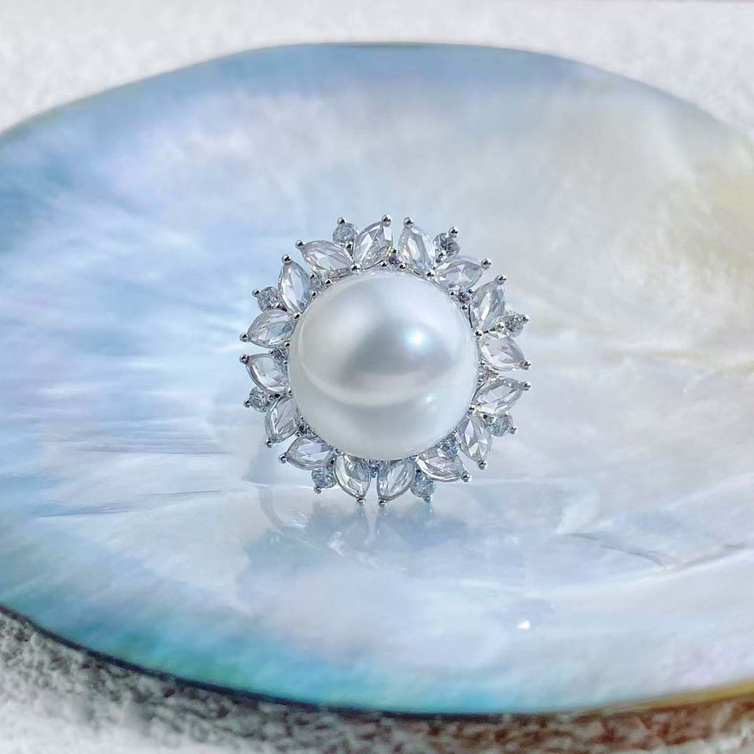 South Sea White Pearl Diamond Ring 13.2-13.3mm d1.25ct, 18K Gold