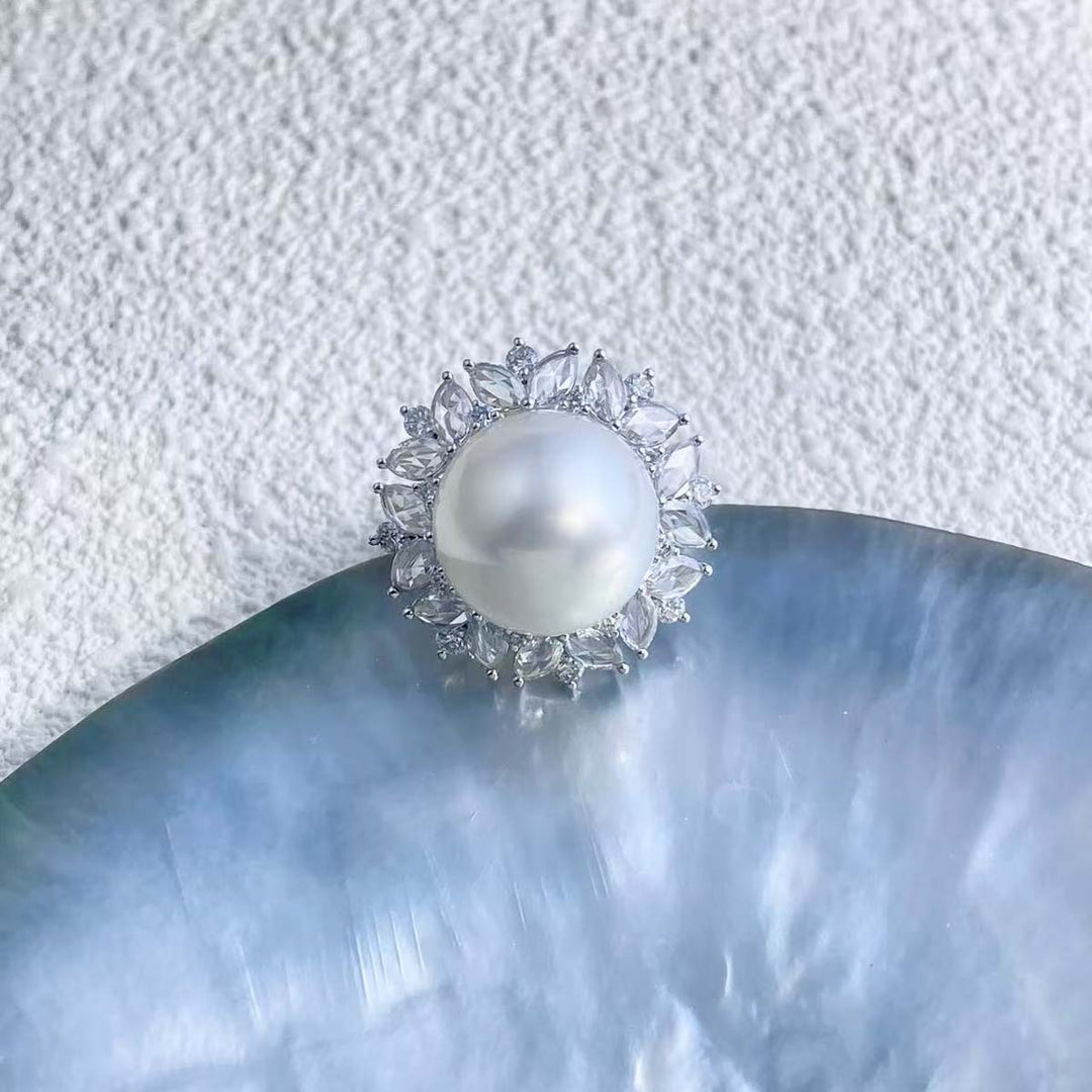South Sea White Pearl Diamond Ring 13.2-13.3mm d1.25ct, 18K Gold