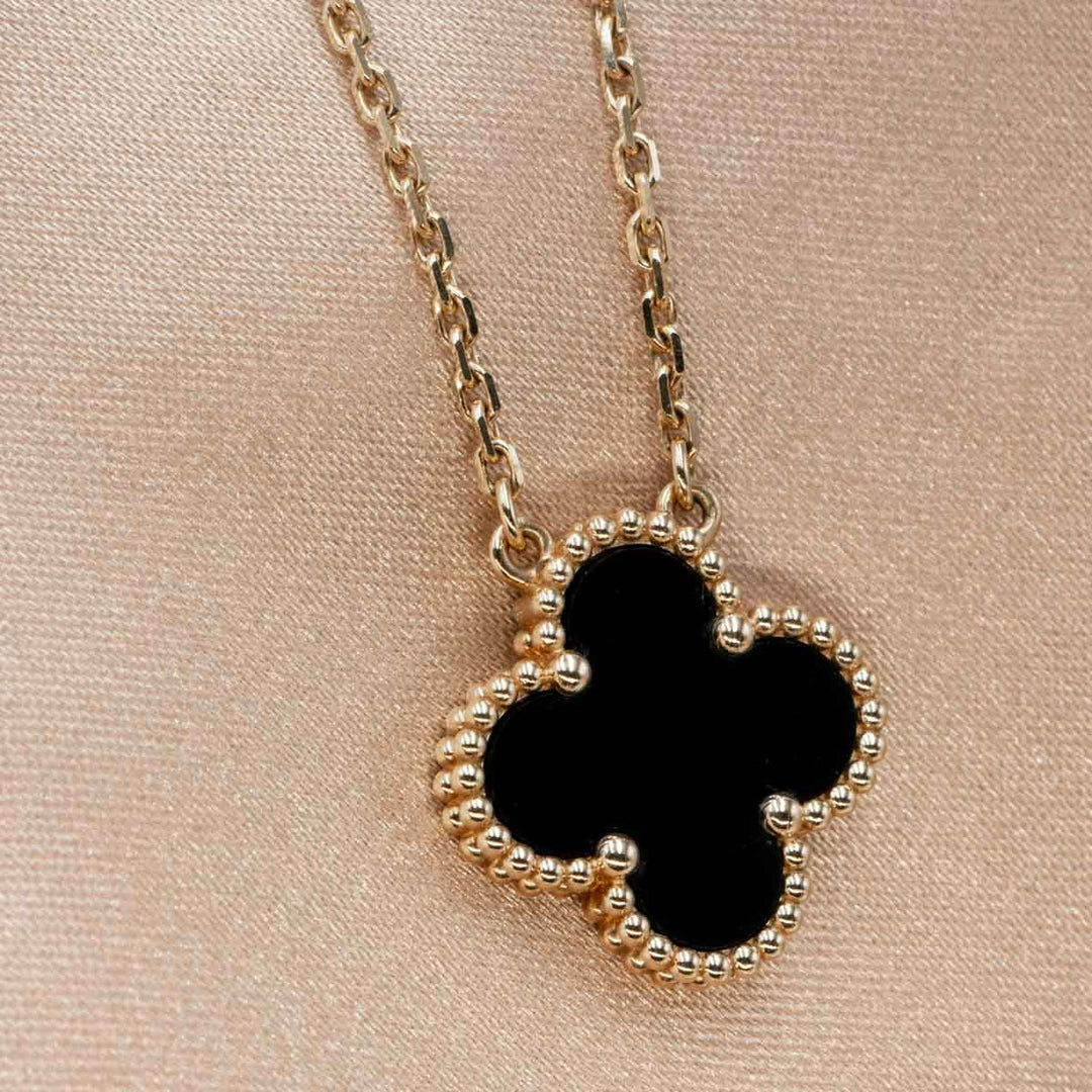 VCA Vintage Alhambra Pendant 18K yellow gold Black Onyx Necklace