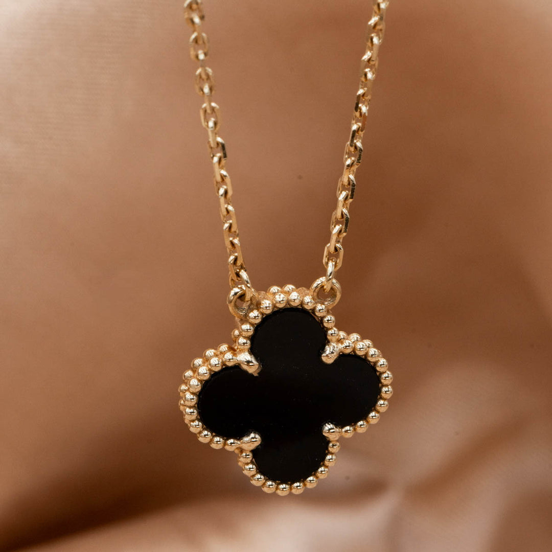 VCA Vintage Alhambra Pendant 18K yellow gold Black Onyx Necklace