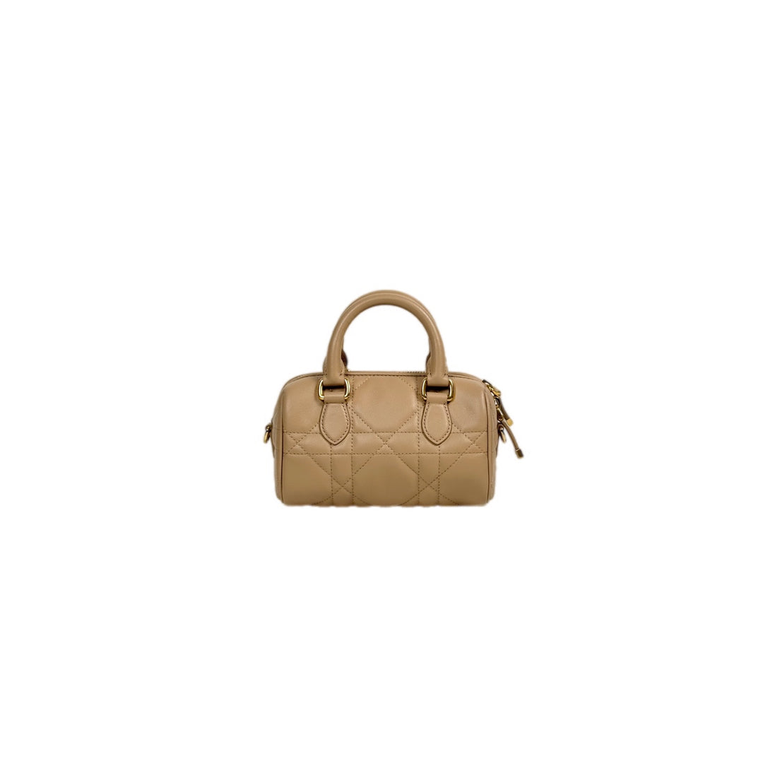 Dior Groove 17 Nano Cream Bag