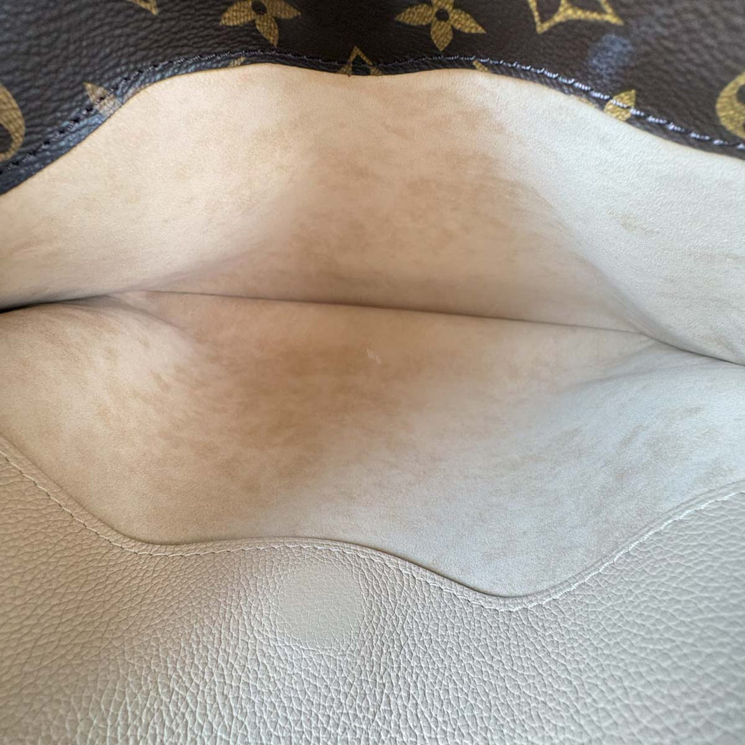 Louis Vuitton Monogram Pallas MM Bags