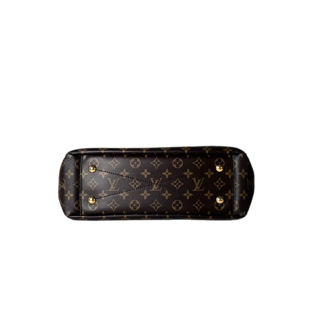 Louis Vuitton Pallas Shopper Bags