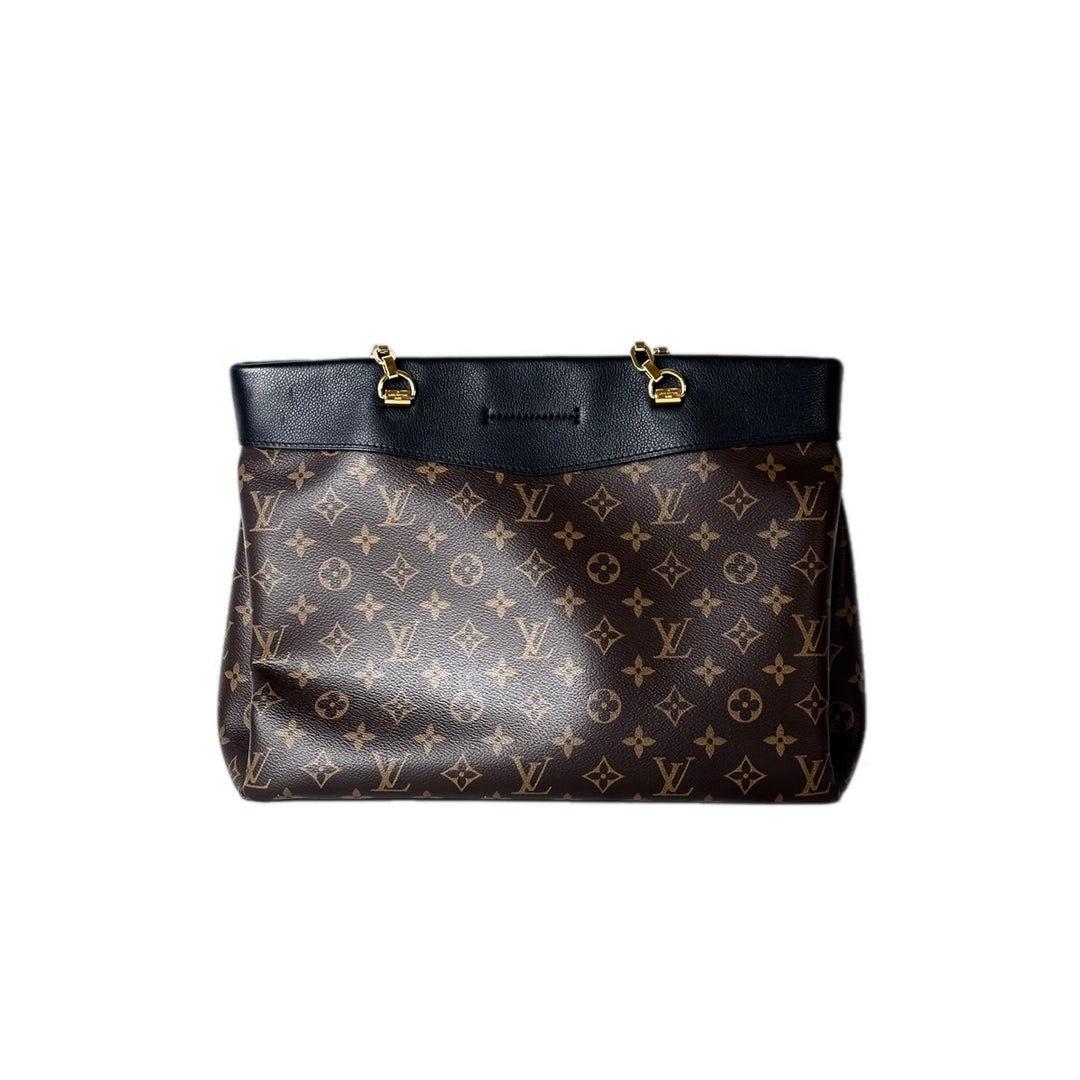 Louis Vuitton Pallas Shopper Bags