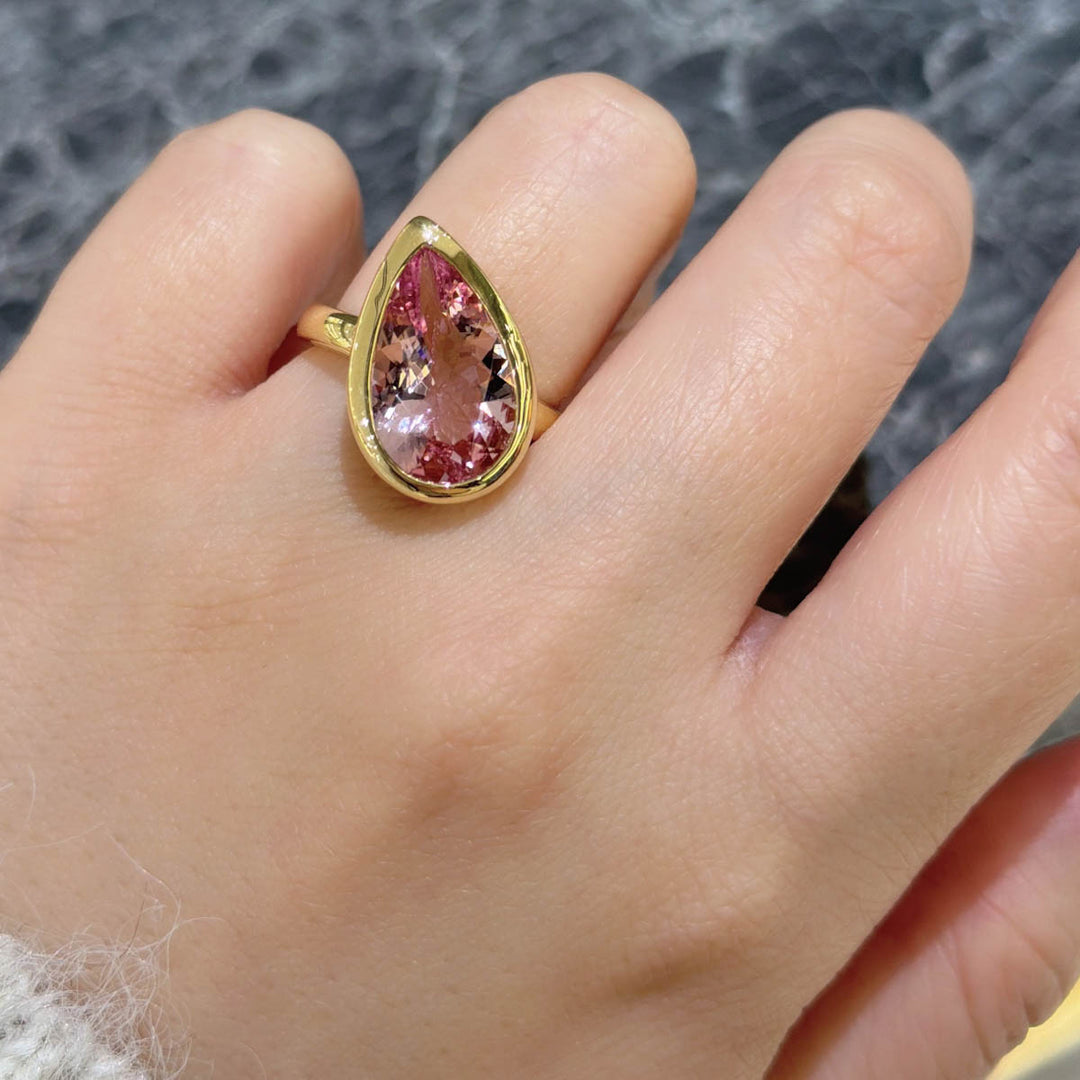 Natural Cherry Blossom Color Morganite Stone Ring 4.51ct, 18K Gold