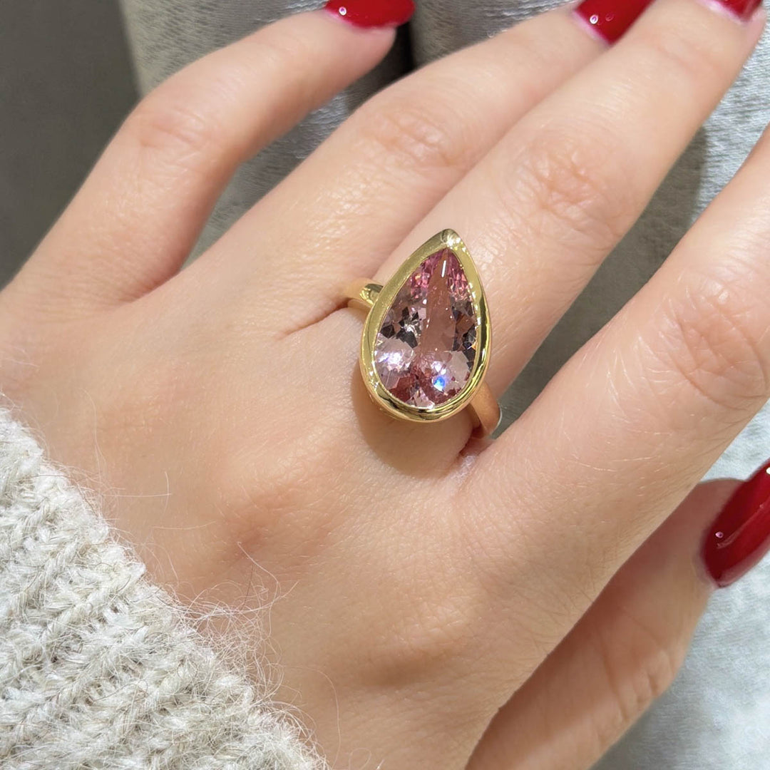 Natural Cherry Blossom Color Morganite Stone Ring 4.51ct, 18K Gold
