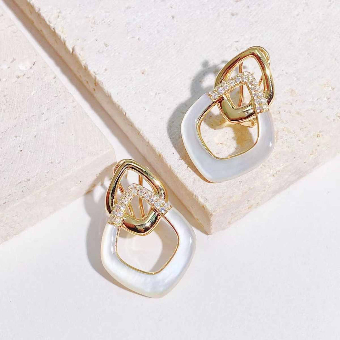 Natural White Diamond Rhombus White Mother of Pearl Earrings. D0.35ct,18K