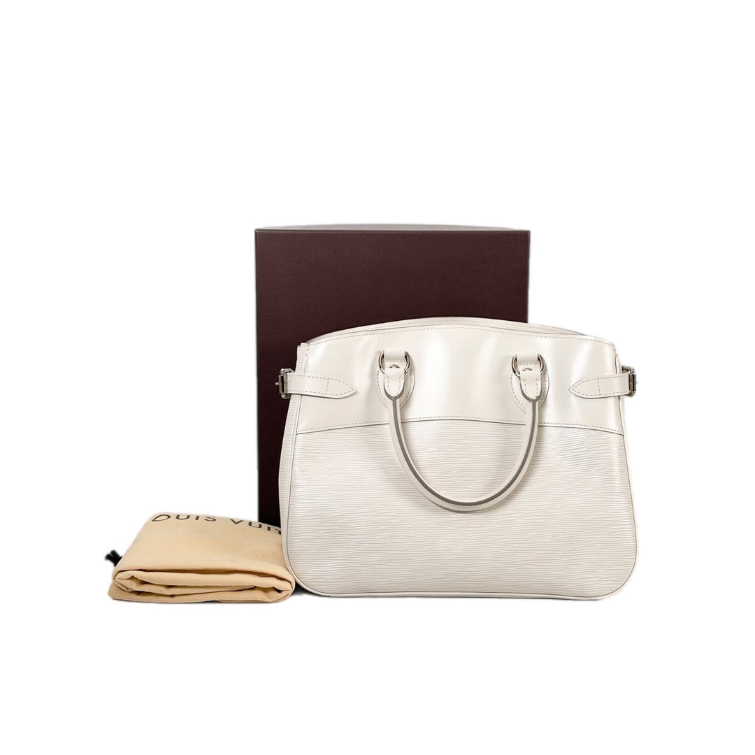Louis Vuitton Passy Ivory Tote Bags