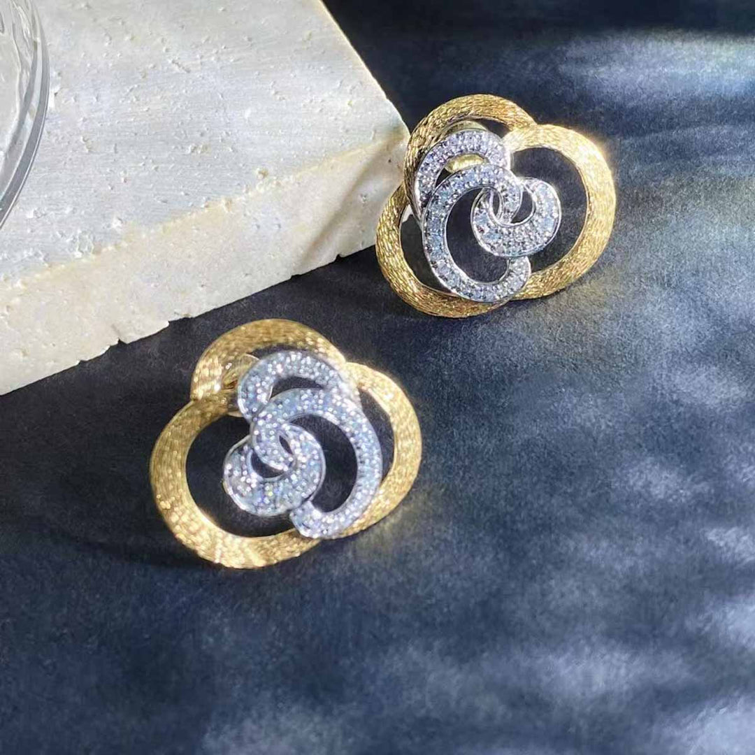 White Diamond Flower Earrings. D0.36ct,18K