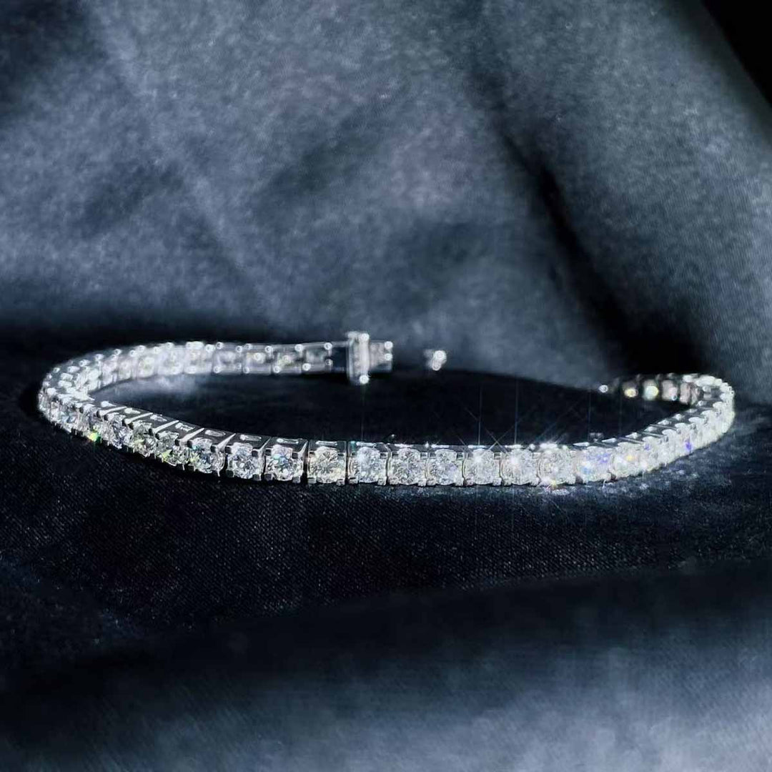 White Diamond Tennis Bracelet D4.32ct,F-G VS,18K