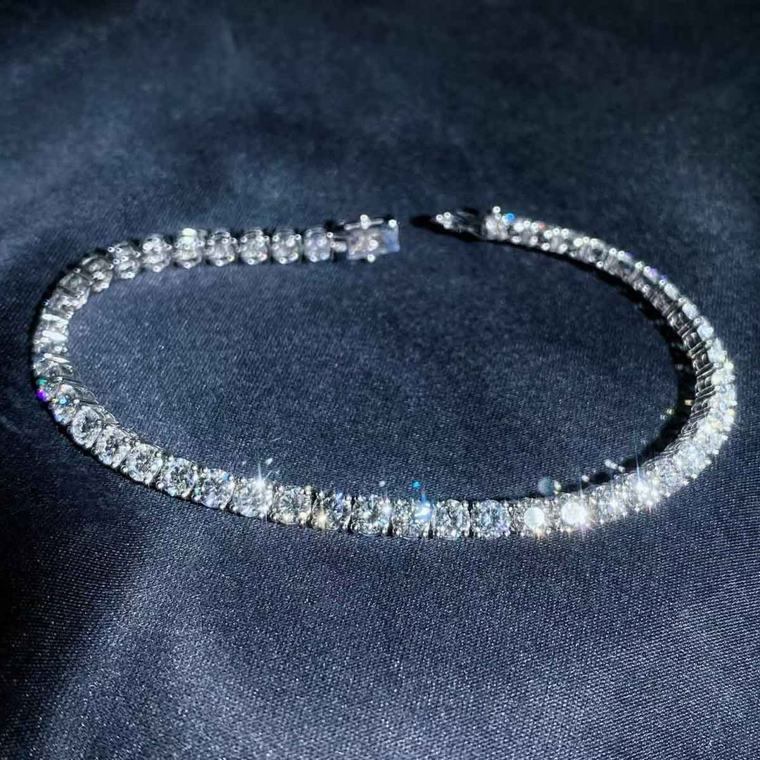 White Diamond Tennis Bracelet D6.96ct,18K F-G VS