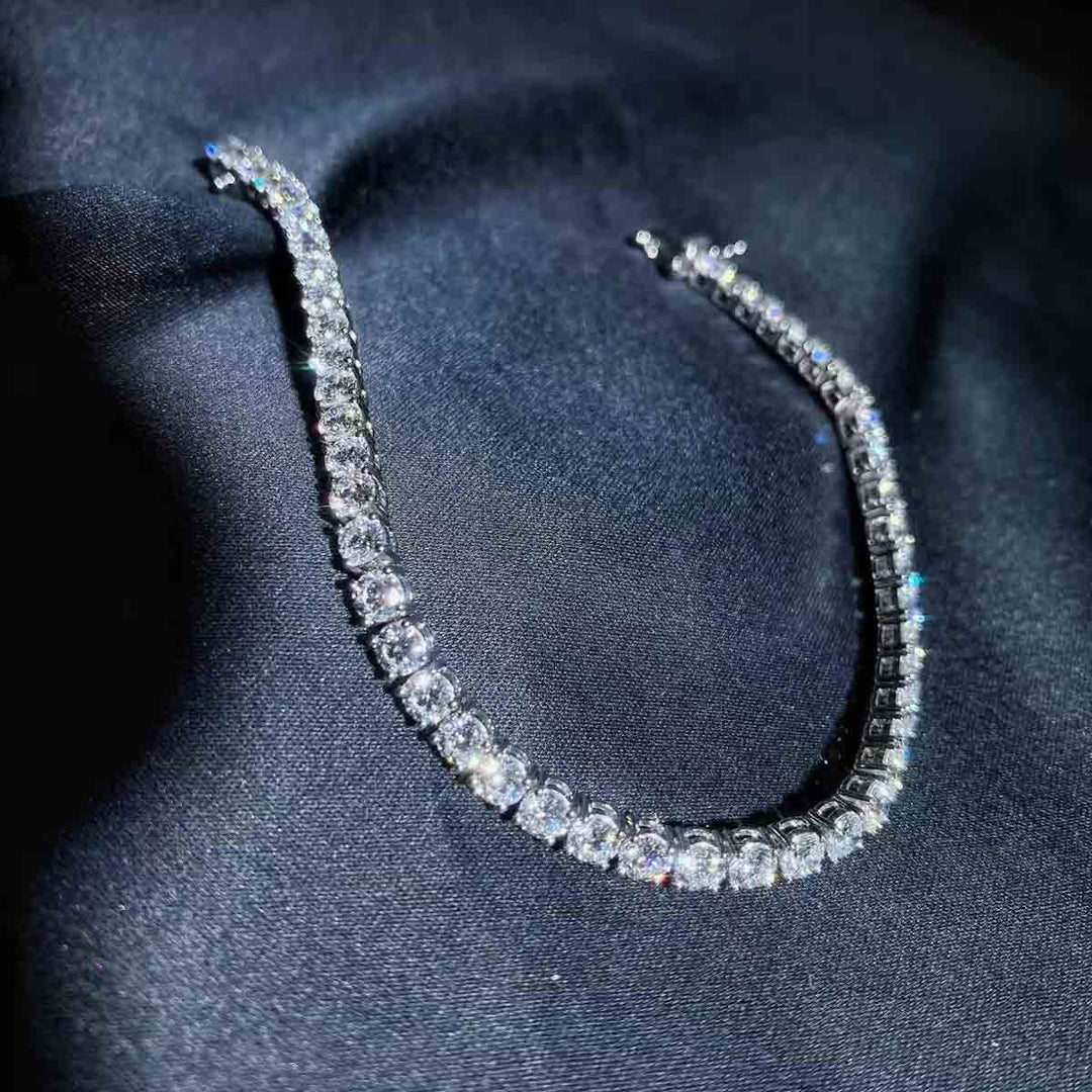 White Diamond Tennis Bracelet D6.96ct,18K F-G VS