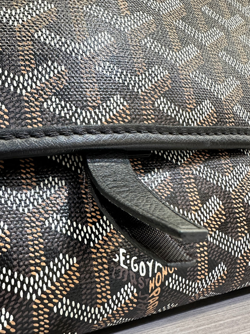 Goyard Goyardine Capetien Messenger Bag