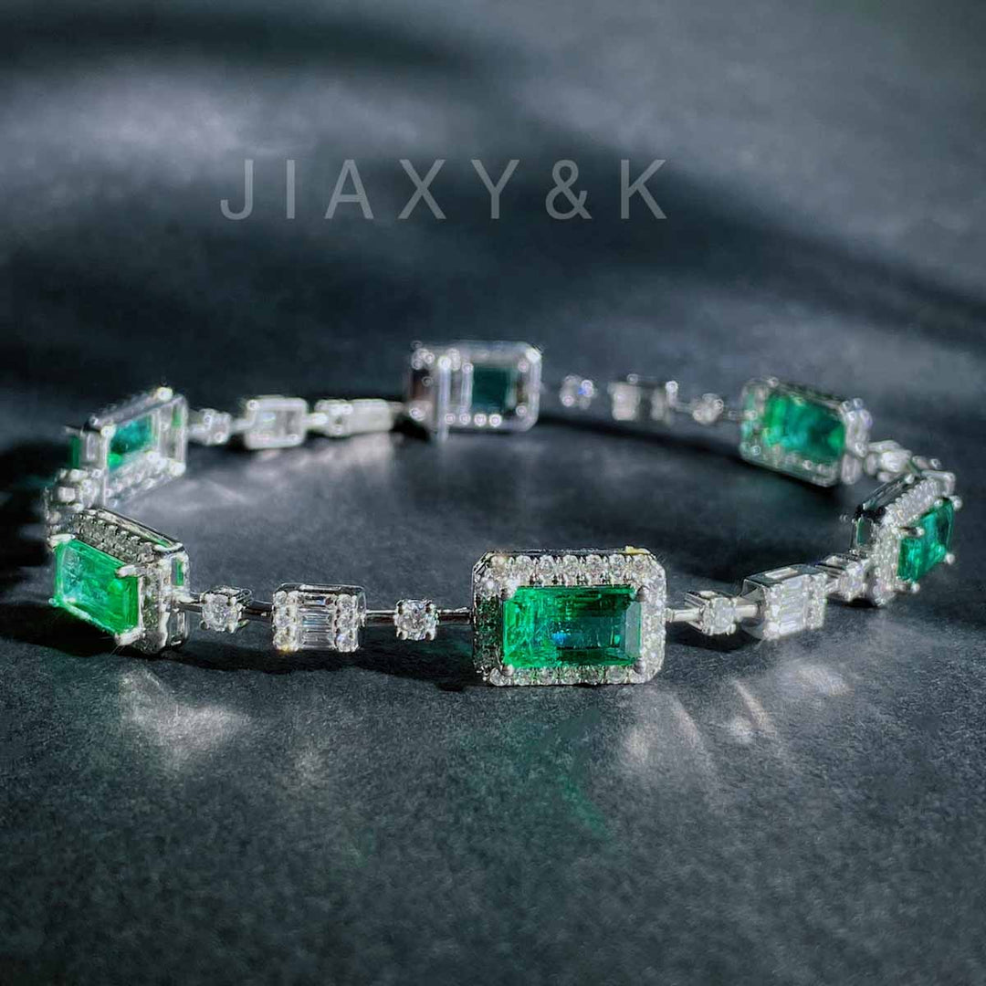 Emerald Diamond Bracelet D4.81ct d1.79ct. 18K