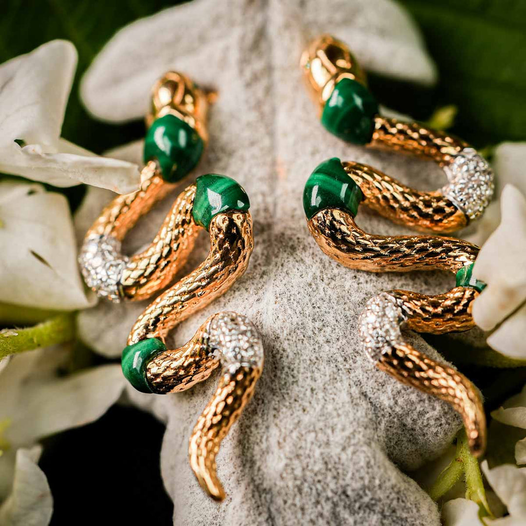 Natural White Diamond Serpenti Earrings D0.116ct d0.012ct,18K