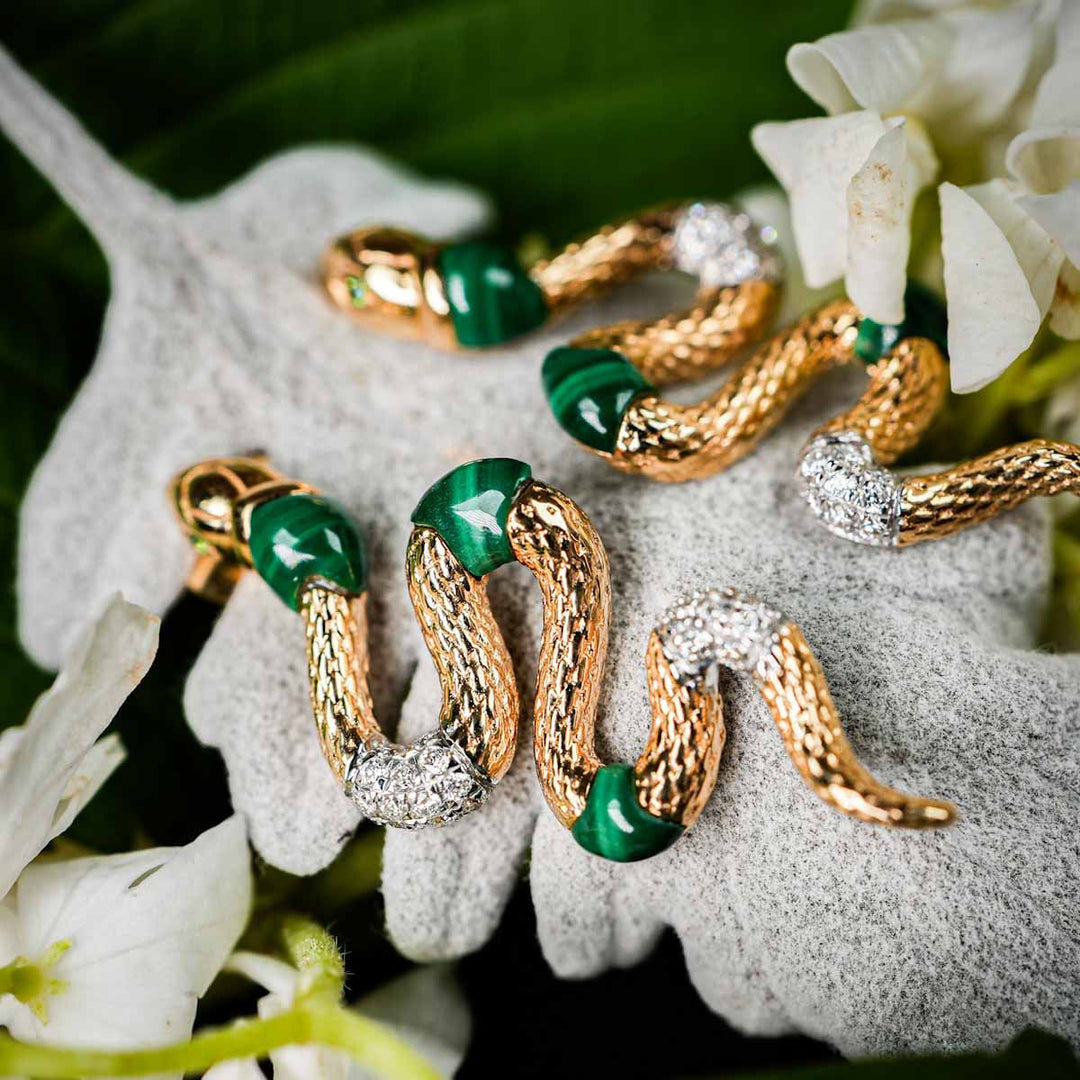 Natural White Diamond Serpenti Earrings D0.116ct d0.012ct,18K