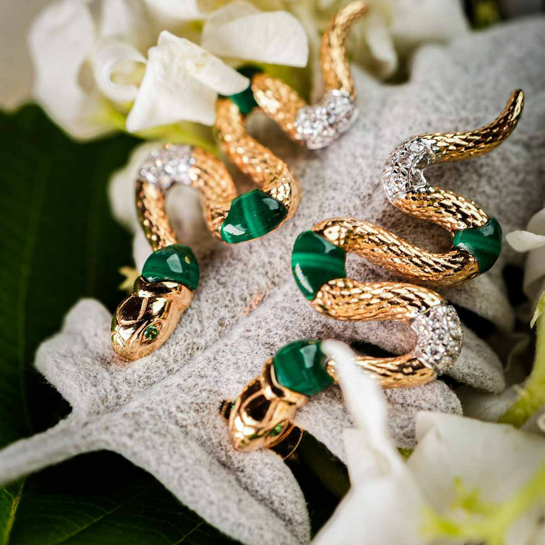 Natural White Diamond Serpenti Earrings D0.116ct d0.012ct,18K