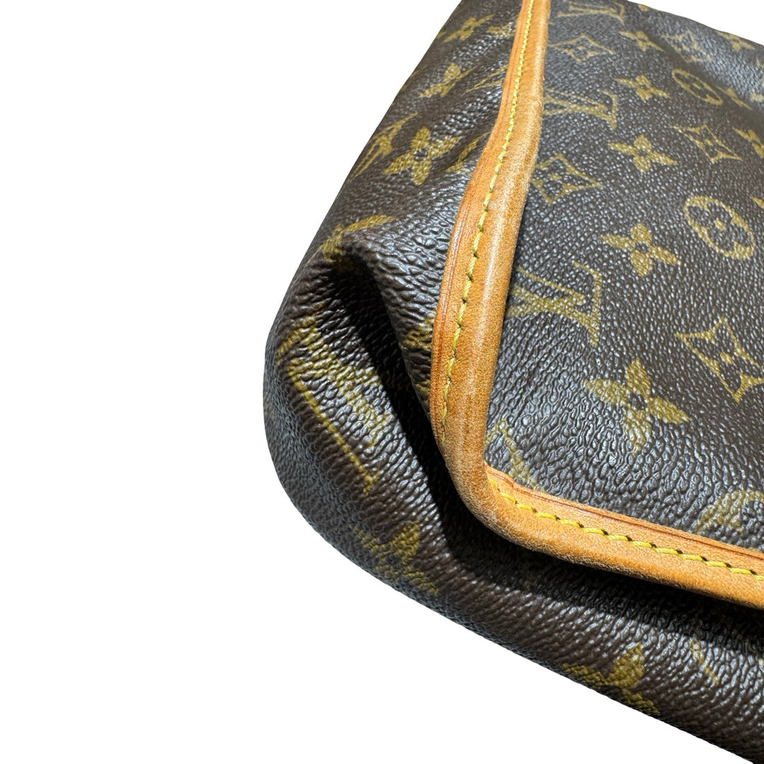 Louis Vuitton Messenger Monogram Front Zip Bag