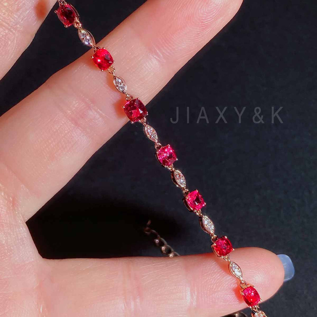 Jedi Spinel Diamond Bracelet D2.85ct d0.34ct. 18K