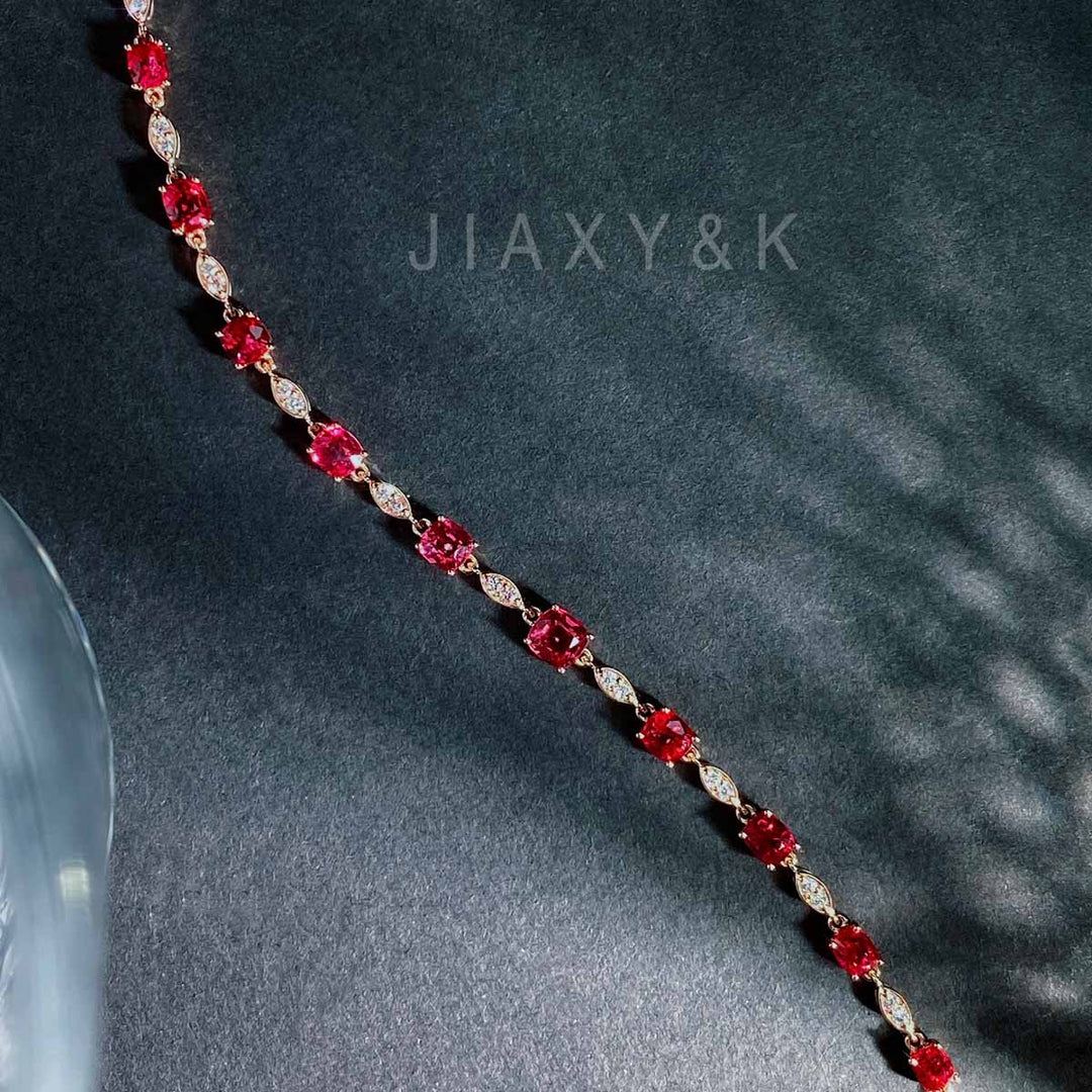 Jedi Spinel Diamond Bracelet D2.85ct d0.34ct. 18K
