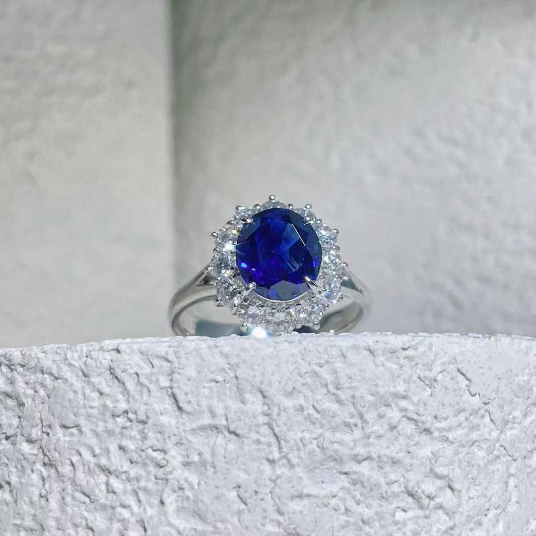 Natural Blue Sapphire Diamond Ring D2.313ct d0.80ct. Pt900 Madagascar Royal Blue