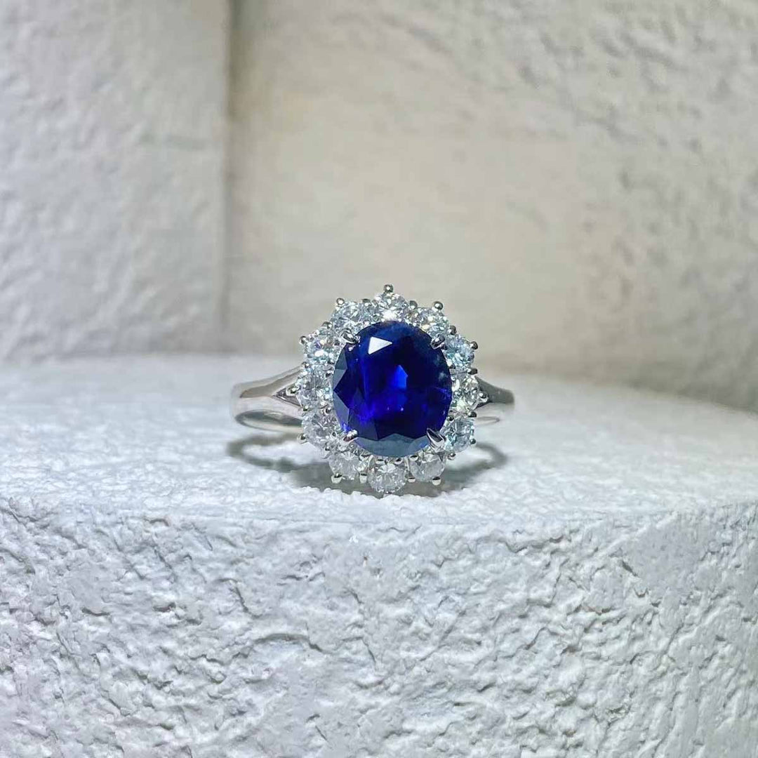 Natural Blue Sapphire Diamond Ring D2.313ct d0.80ct. Pt900 Madagascar Royal Blue