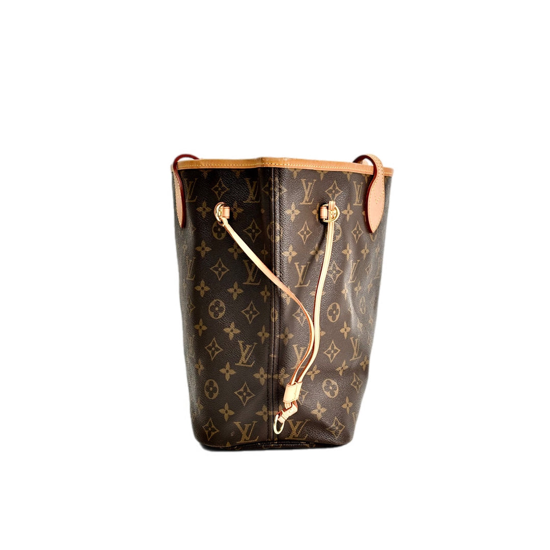 Louis Vuitton Neverfull MM Bag